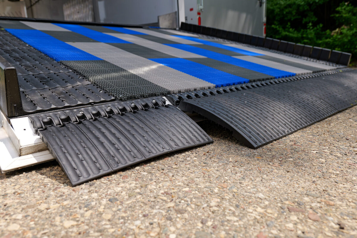 EdgeGlides 2.0 vs XL Comparison